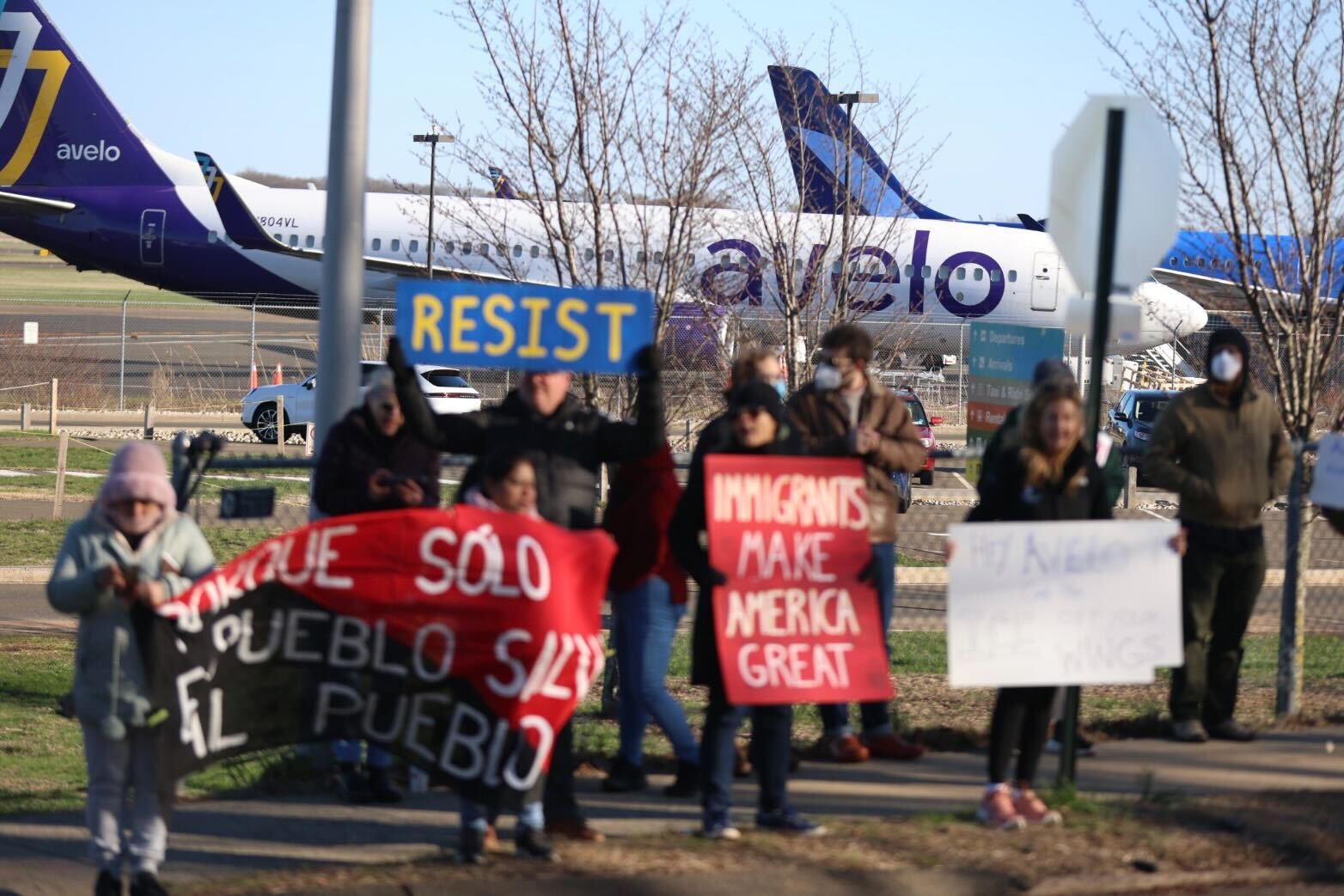 Philippines-Deports-Chinese-Nationals-Linked-to-Illegal-Offshore-Gaming-and-Mining